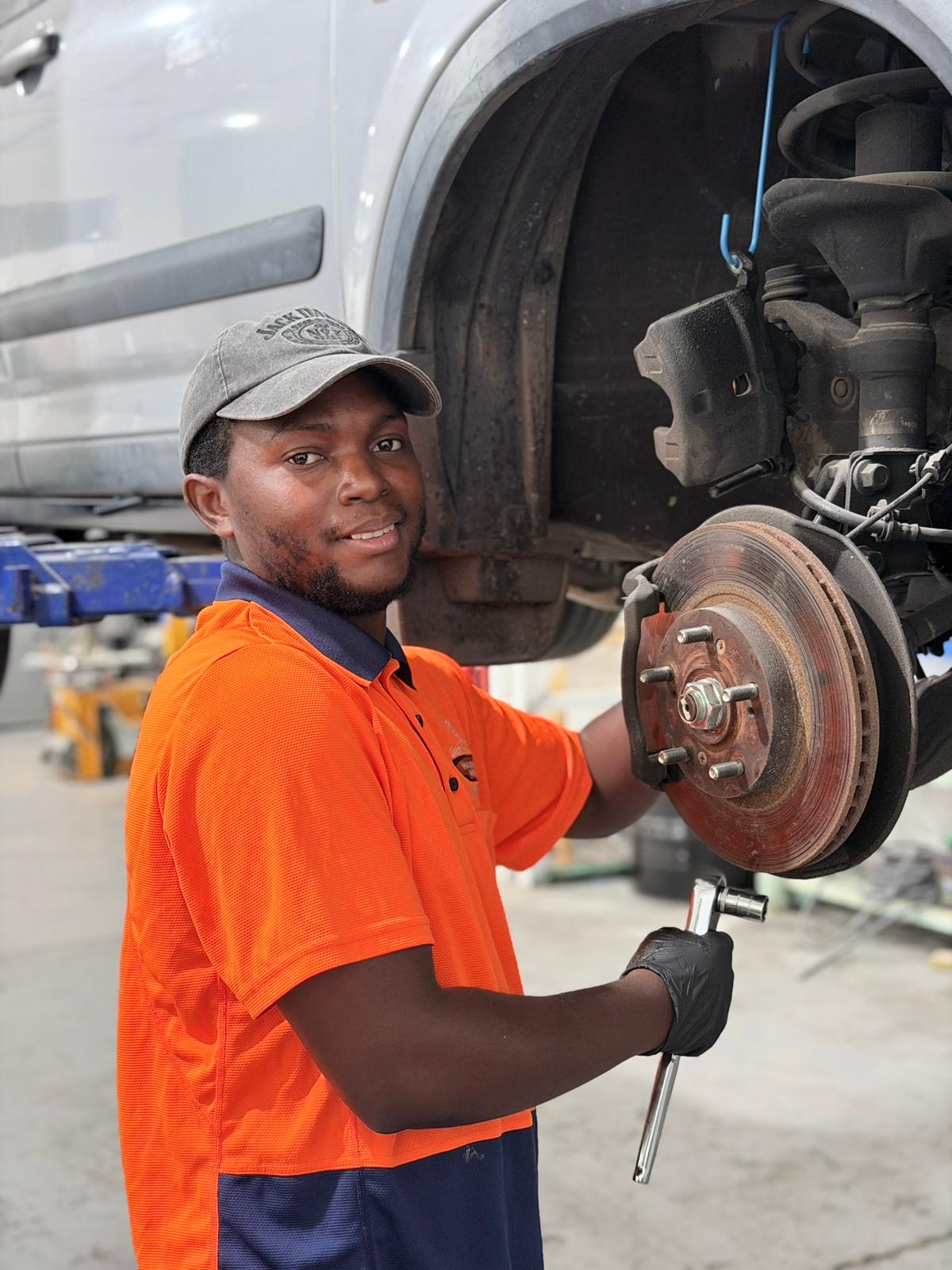 Certificate III in Light Vehicle Mechanical Technology